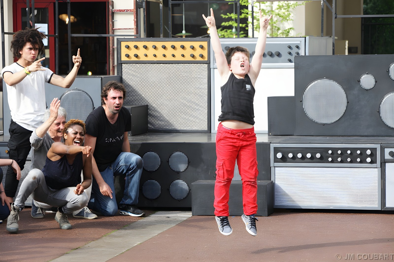 ROCK - Cie pm – chorégraphe Philippe Ménard – Danse Contemporaine Paris ROCK - Compagnie pm – Choregraphe Philippe Menard – Danse Contemporaine Paris - pm Compagny – Choreographer Philippe Menard – Contemporary Dance Paris
