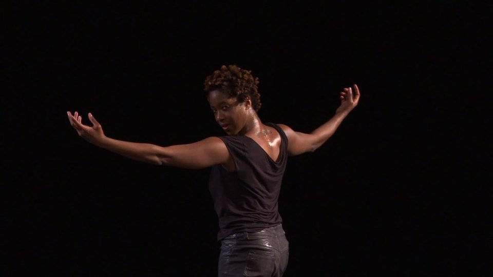 HEROINE - Compagnie pm – Choregraphe Philippe Menard – Danse Contemporaine Paris - pm Compagny – Choreographer Philippe Menard – Contemporary Dance Paris