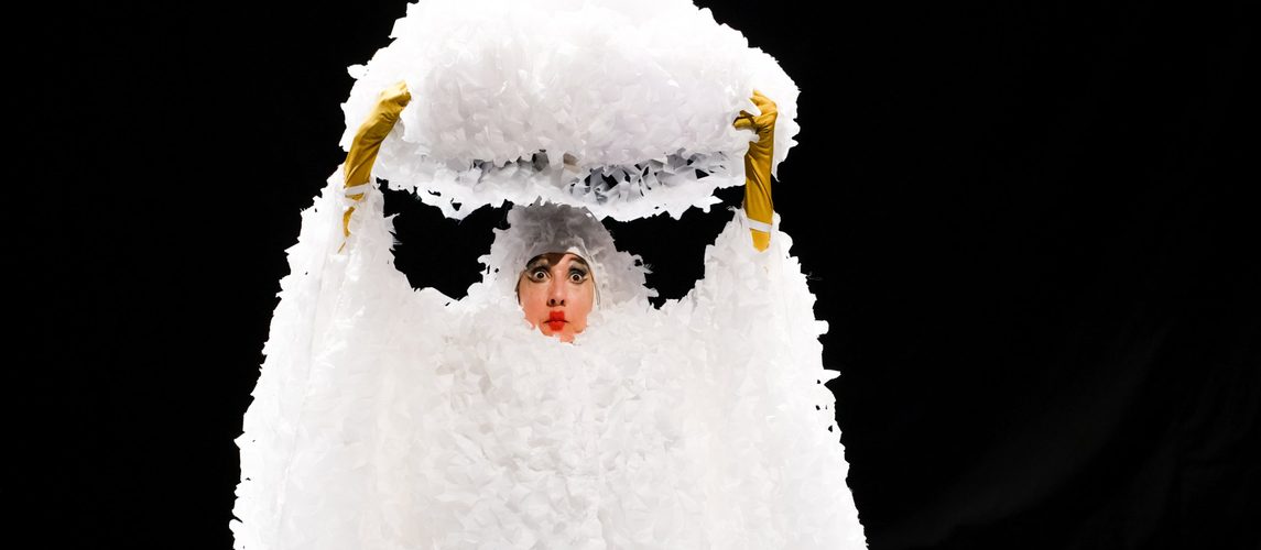 Grotesque - Compagnie pm – Choregraphe Philippe Menard – Danse Contemporaine Paris - pm Compagny – Choreographer Philippe Menard – Contemporary Dance Paris